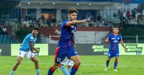 Isl Bengaluru Fc Continues Charge Breaks Mumbai City S