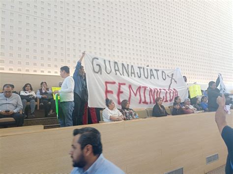 Morena Protesta Contra Zamarripa En El Congreso De Guanajuato Y Exige