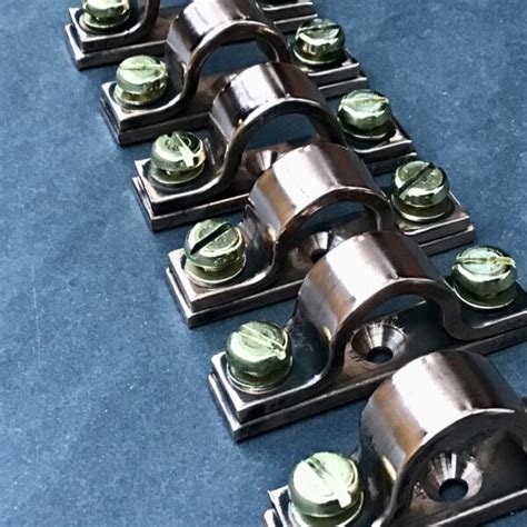 Copper Pipe Clips With Backing Plates For 15mm Od Pipes