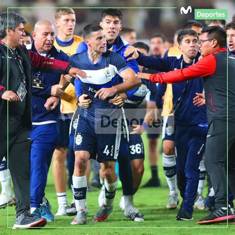 Batalla Campal En El Universitario Vs Gimnasia Argentinos Y Peruanos