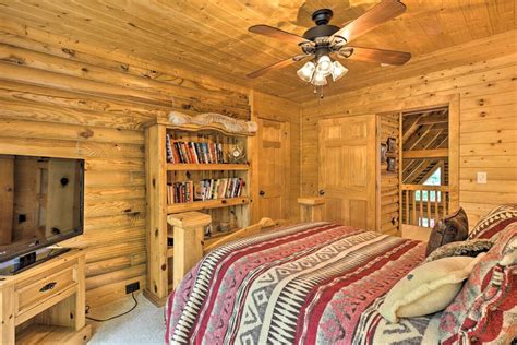 Purlear Luxury Spacious Log Cabin W Mtn Views Deals Reviews