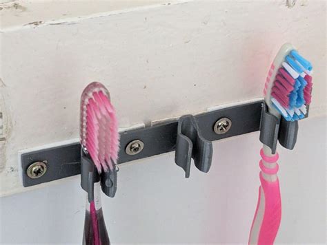 Parametric Command Strip Toothbrush Holder Openscad By Mofosyne