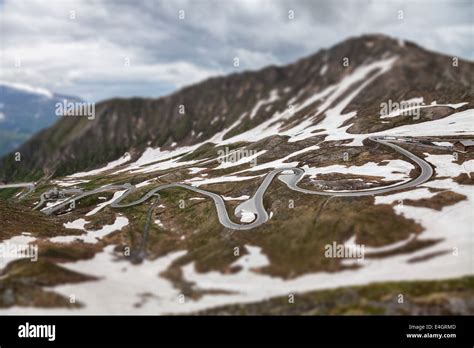 Grossglockner Hochalpenstrasse in Austria, the highest road in Europe ...