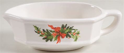 Christmas Heritage Gravy Boat By Pfaltzgraff Replacements Ltd