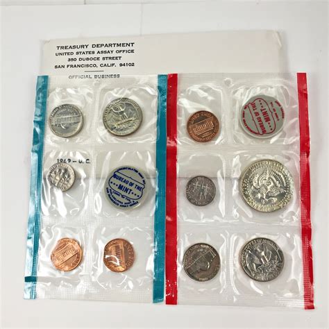 United States Mint Uncirculated Coin Set Kennedy Half Dollar Is