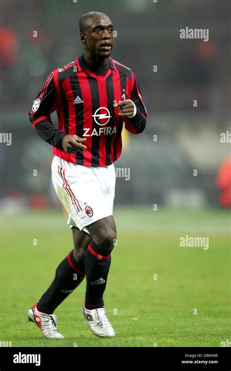 Clarence Seedorf Ac Milan Hi Res Stock Photography And Images Alamy