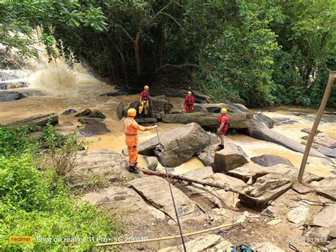 Corpo de idosa é encontrado após ela desaparecer em cachoeira de Além