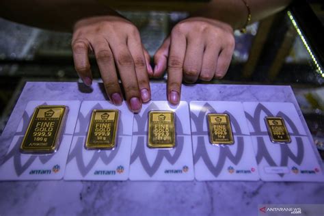 Harga Emas Antam Kamis Naik Rp Jadi Rp Juta Per Gram Antara