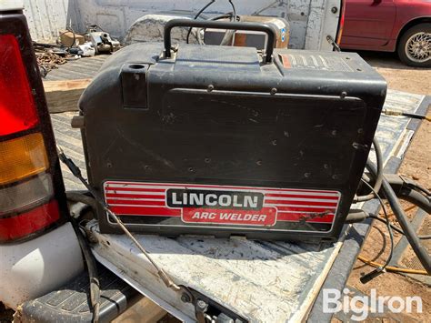 Lincoln Ln Suitcase Wire Feed Welder Bigiron Auctions