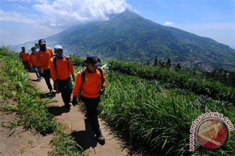 Jalur Pendakian Gunung Merbabu Sementara Ditutup Antara News