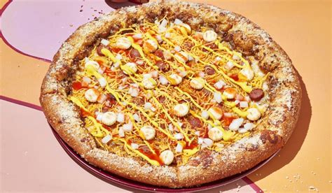 Mellow Mushroom Launches Pizza Topped with Skyline Chili - FSR magazine