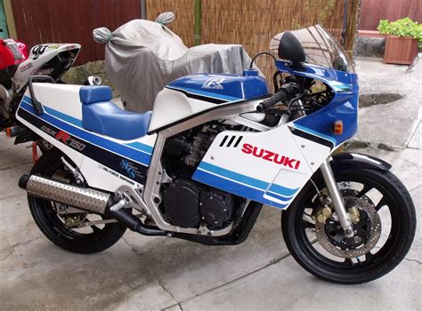 1985 Suzuki Gsx R 750 Motozombdrivecom