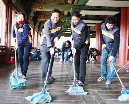 KB Kookmin Bank President Min Byong Deok The Korea Times