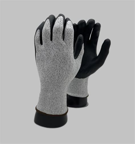 13G Hppe Foam Nitrile Coated Anti Cut Level B Glove China Foam