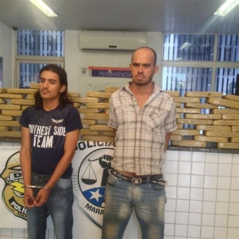 Pol Cia Prende Dupla De Traficantes Quilos De Maconha