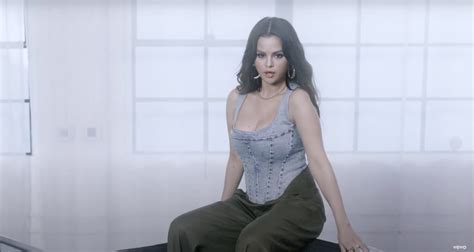 Selena Gomezs Miaou Denim Corset Top In The Calm Down Remix Video