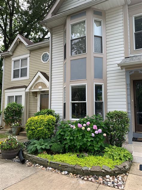 2919 Schoolhouse Cir, Silver Spring, MD 20902 | Redfin