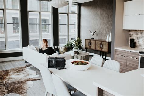 New Digs, Craft Beer and Cookies.. We Moved To Pike & Rose For A Day