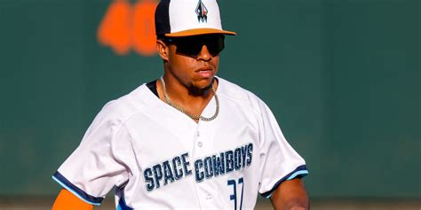 Enmanuel Valdez Clubs Three Homers For Sugar Land Space Cowboys Sky Carp