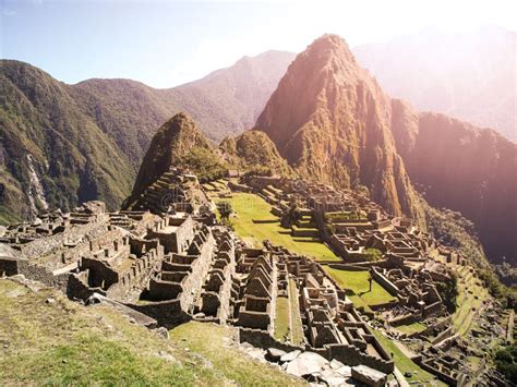 Inca City Antigo De Machu Picchu Iluminado Pelo Sol Ruínas Da Cidade