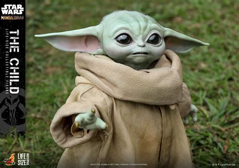Hot Toys Shares Its Life Size Baby Yoda Action Figure From THE MANDALORIAN GeekTyrant