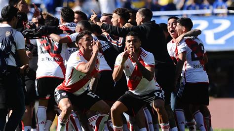 La Cargada A Boca Y Un Noble Gesto En La Foto Del Asado Del Plantel De