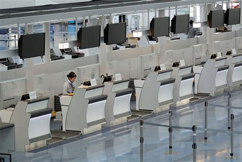 Haneda Airport Airport Design Airport Check In Airport Tickets