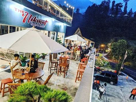 Memotret Fenomena Kafe Rooftop Yang Menjamur Di Tawangmangu Espos Id