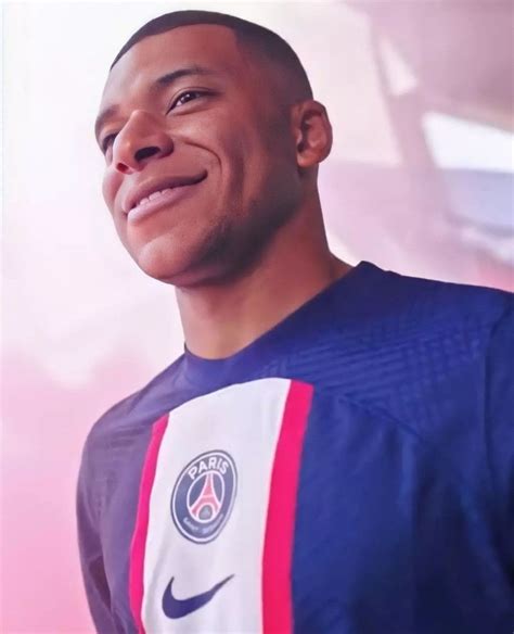 Kylian Mbappe Training Psg August 2022 Artofit