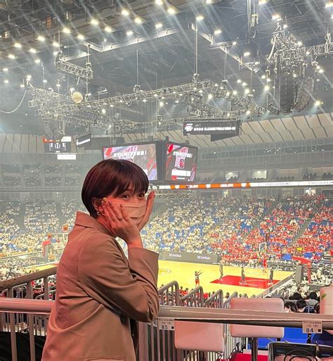 クリスティーナ菜波さんのインスタグラム写真 クリスティーナ菜波instagram 「今日行われたbリーグファイナルgame1、千葉ジェッツvs琉球ゴールデンキングスの試合にgoing の