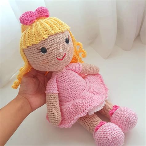 Boneca Mel Em Amigurumi Compre Produtos Personalizados No Elo