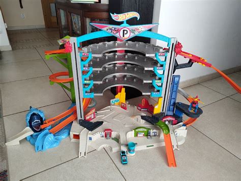 Hot Wheels wielki Garaż Ultimate rekin CMP Wrocław Kup teraz na Allegro Lokalnie