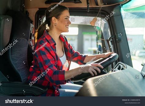 Female Semi Truck Driver Stock Photos - 266 Images | Shutterstock