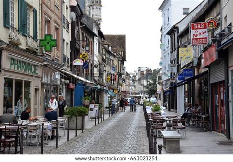 Vernon France Aug 5 Streetscape Vernon Stock Photo 663023251 | Shutterstock