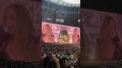 Beyonce Pays Tribute To Tina Turner In London With A Moving Cover Of