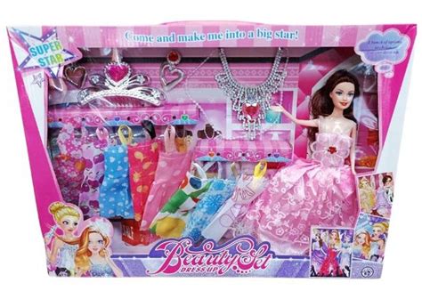 Lalka Typu Barbie Beauty Set Osiem Sukienek Diadem Naszyjnik