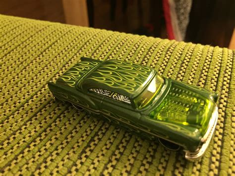 MIS COCHES DE ESCALA DE CUSTOM CHEVY HOT WHEELS