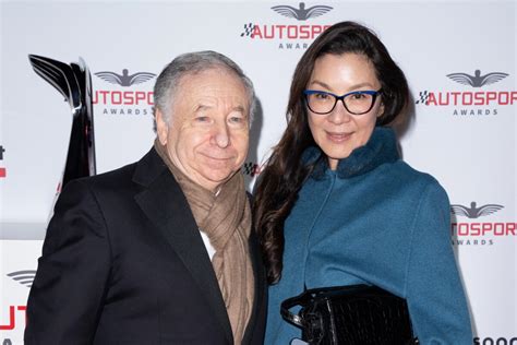 Photo Jean Todt Et Sa Femme Michelle Yeoh Au Photocall Des Autosport