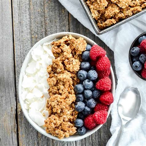 Healthy Peanut Butter Granola - JoyFoodSunshine