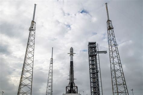 Falcon 9 Launches O3b Mpower C Photos