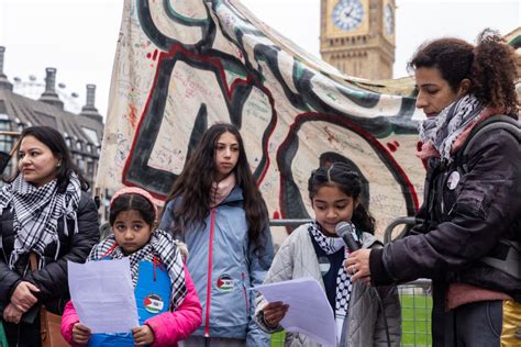 Londoners Urge Tower Hamlets Council To Recognise Palestine