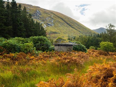 Vieille Hutte En Bois En Glen Etive Région De Glen Coe En Montagnes