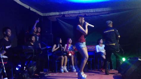 Uut Selly Goyang Hot YouTube