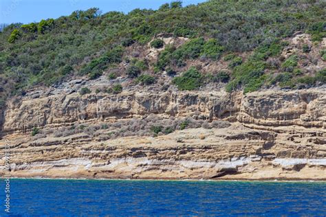 L Isola Di Procida In Provincia Di Napoli Il Mare Le Case I Vicoli E