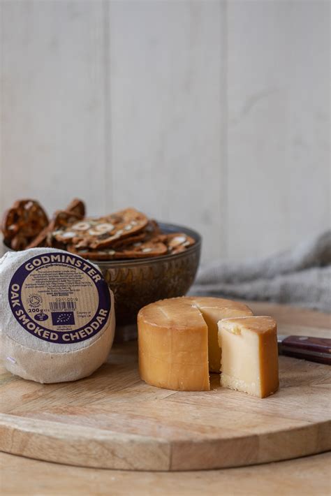 Cheese Selections Individual Cheese Godminster Oak Smoked Vintage