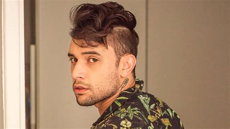 Sou gay desde criança eu sempre soube declara ator de O Crush Perfeito ISTOÉ Independente