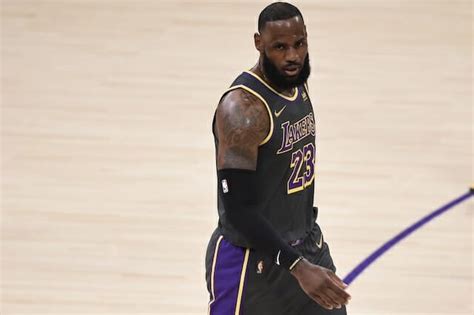 Lakers Rumors Lebron James Expected To Miss 4 6 Weeks With Ankle Sprain