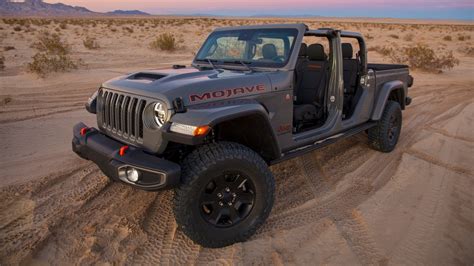 2020 Jeep Gladiator Mojave First Review Kelley Blue Book