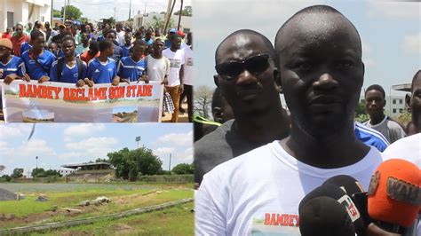 Les Jeunes De Bambey Exigent La Finition Des Travaux De Stade Youtube