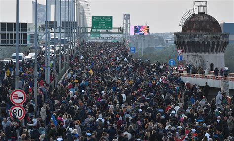 Drugi Protest Srbija Protiv Nasilja FOTO GALERIJA